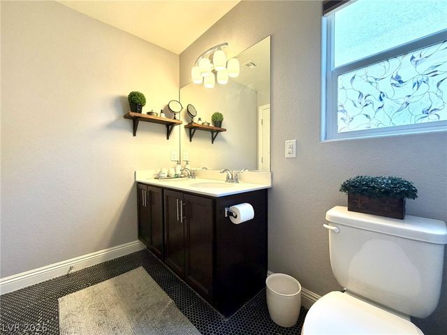 7170 Steubling Glen Street, North Las Vegas, NV 89084