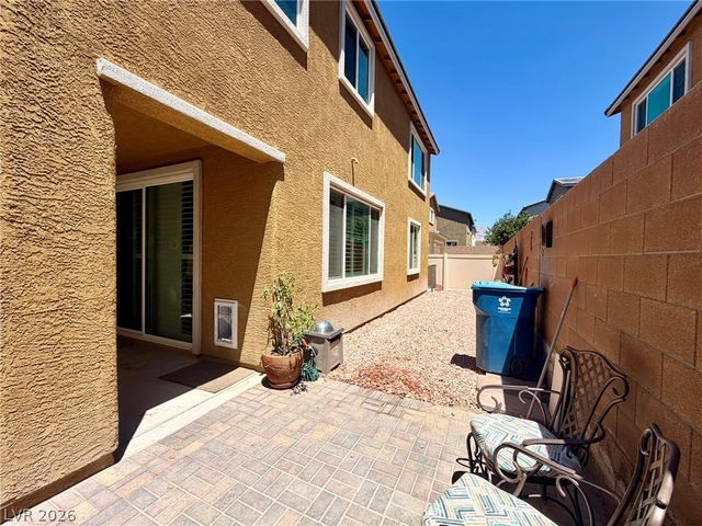 7170 Steubling Glen Street, North Las Vegas, NV 89084