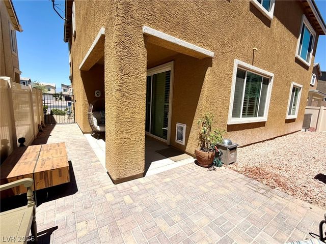 7170 Steubling Glen Street, North Las Vegas, NV 89084