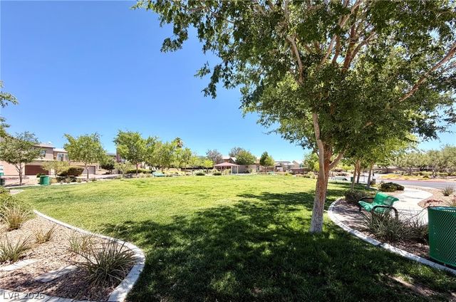 7170 Steubling Glen Street, North Las Vegas, NV 89084