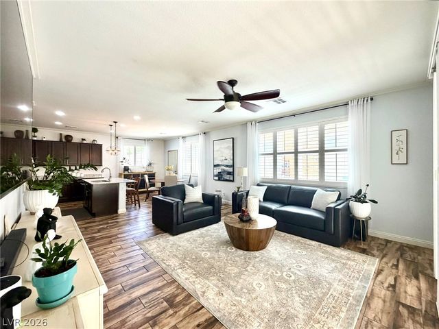 7170 Steubling Glen Street, North Las Vegas, NV 89084