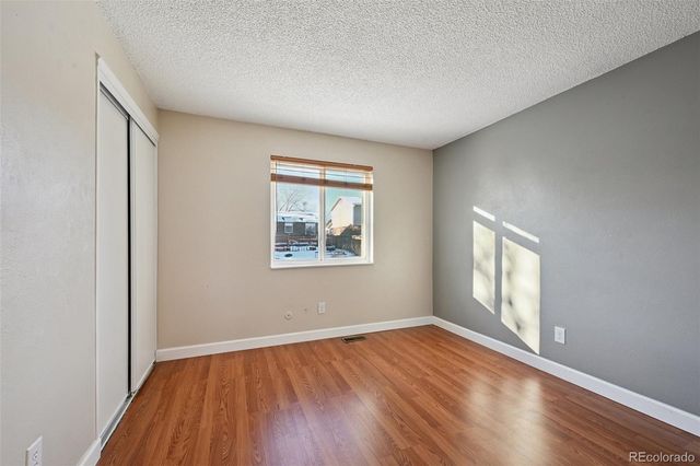 1583 S Dearborn Street, Aurora, CO 80012