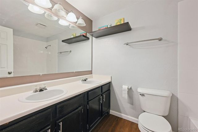 1583 S Dearborn Street, Aurora, CO 80012