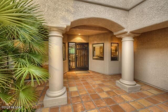 6234 N Calle Retreta Serena, Tucson, AZ 85750