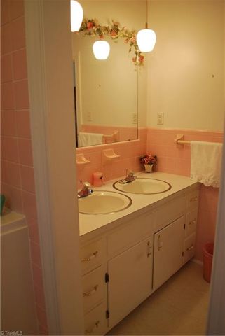 176 Midway Street, Cooleemee, NC 27014