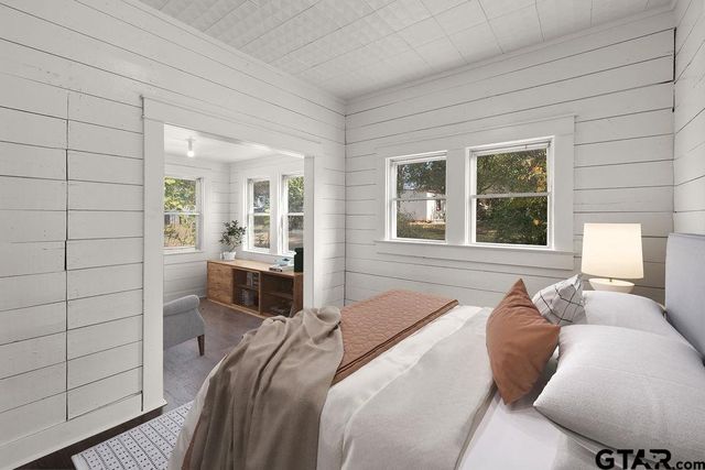 241 Ayers St, Frankston, TX 75763