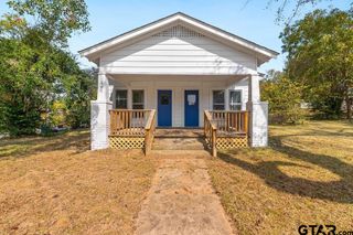 241 Ayers St, Frankston, TX 75763
