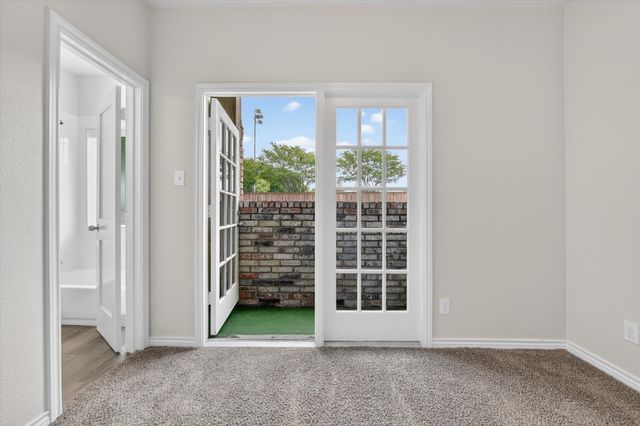 4800 W Lovers Lane 501, Dallas, TX 75209
