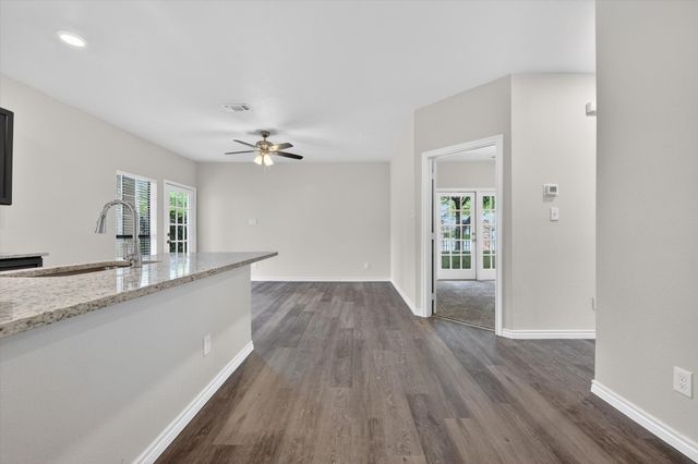 4800 W Lovers Lane 501, Dallas, TX 75209