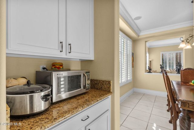 3625 Paddock Way, Quartz Hill, CA 93536