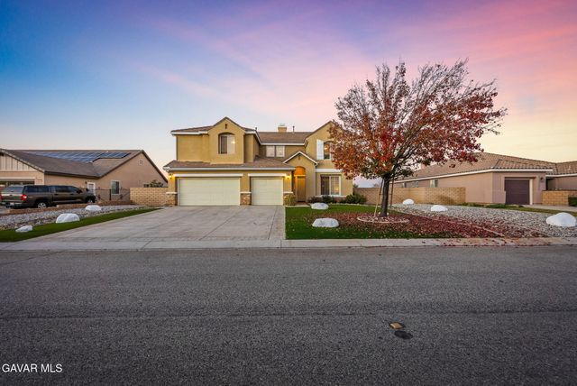 3625 Paddock Way, Quartz Hill, CA 93536