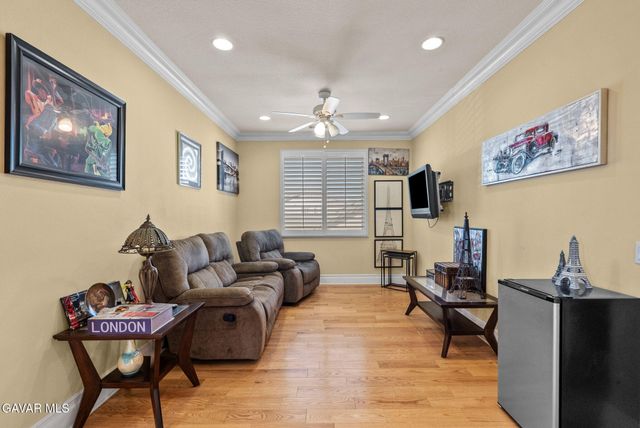 3625 Paddock Way, Quartz Hill, CA 93536