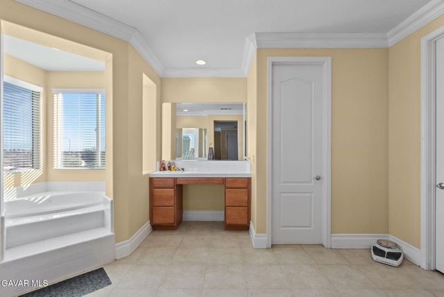 3625 Paddock Way, Quartz Hill, CA 93536