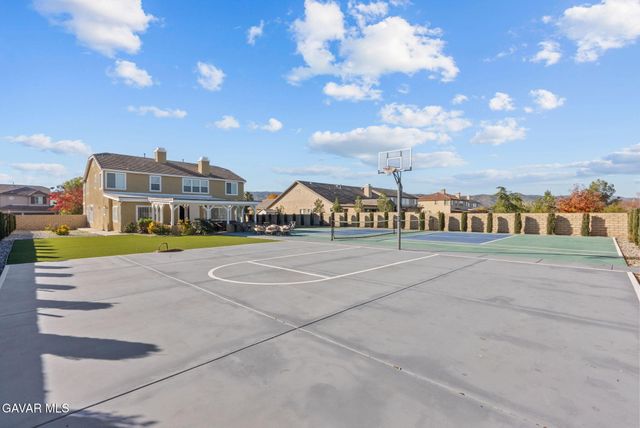 3625 Paddock Way, Quartz Hill, CA 93536