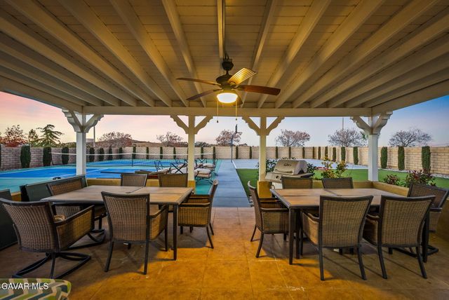 3625 Paddock Way, Quartz Hill, CA 93536