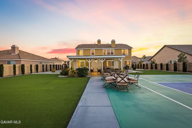 3625 Paddock Way, Quartz Hill, CA 93536