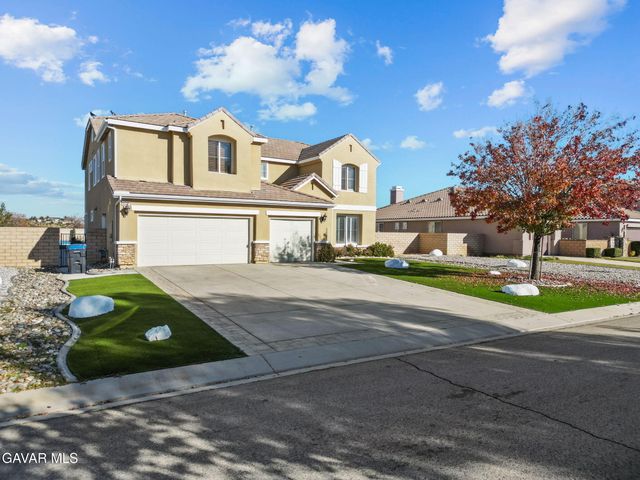 3625 Paddock Way, Quartz Hill, CA 93536