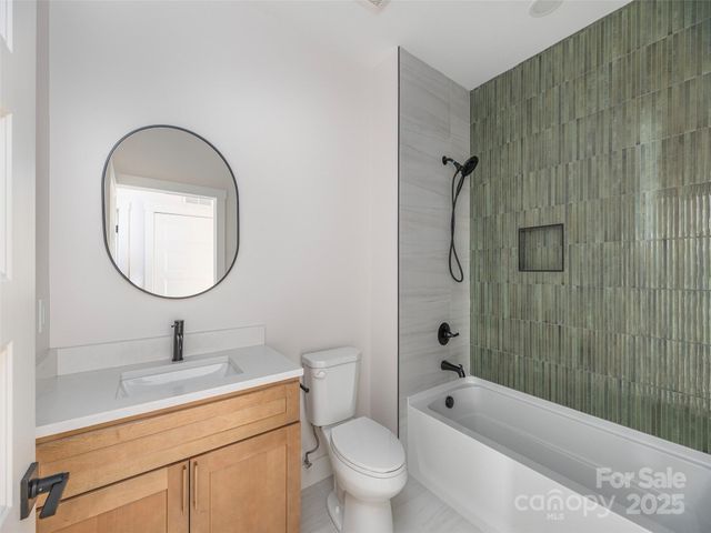 15 Leap Frog Park, Waynesville, NC 28786