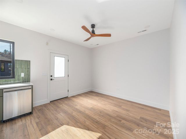 15 Leap Frog Park, Waynesville, NC 28786