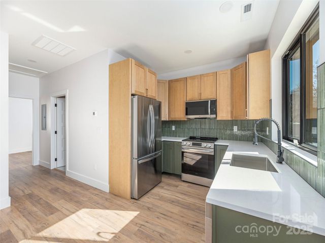 15 Leap Frog Park, Waynesville, NC 28786