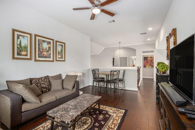 13715 Cutler Springs Court, Pearland, TX 77584