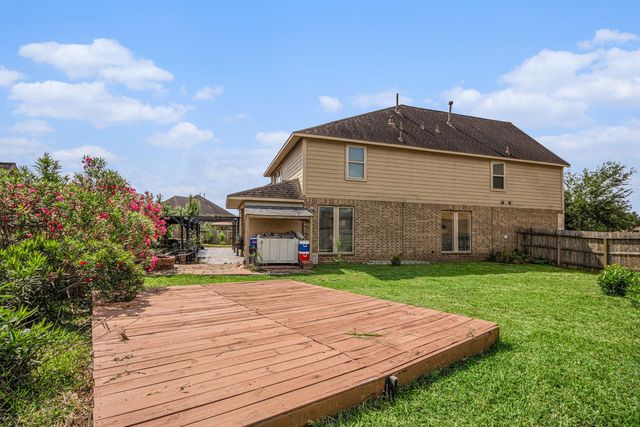 13715 Cutler Springs Court, Pearland, TX 77584