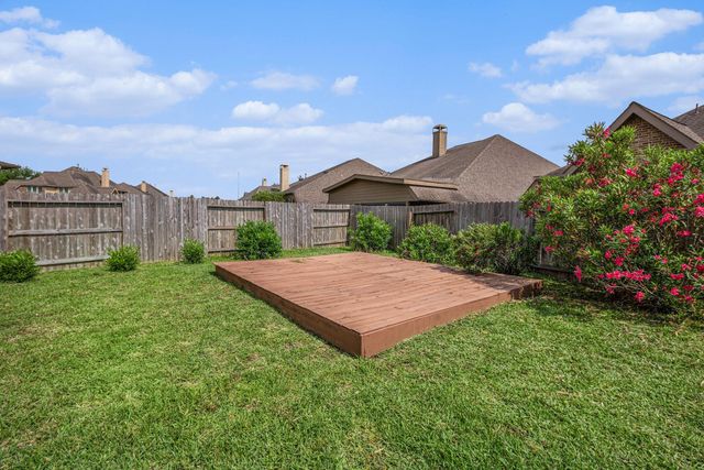 13715 Cutler Springs Court, Pearland, TX 77584