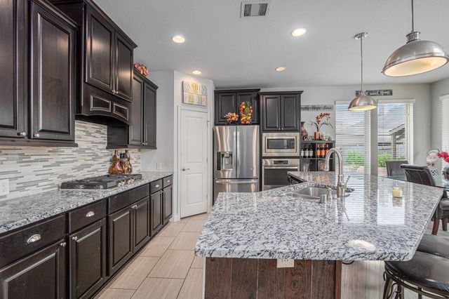 13715 Cutler Springs Court, Pearland, TX 77584