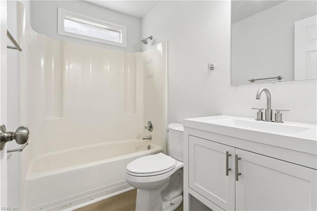 903 Belvoir CIR, Newport News, VA 23608