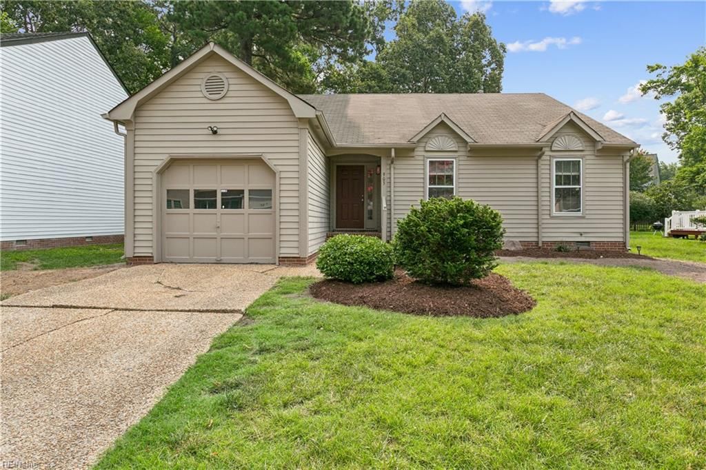 903 Belvoir CIR, Newport News, VA 23608