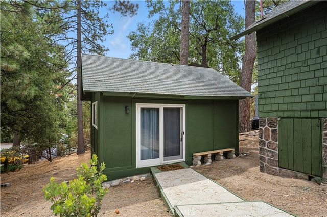 24990 Marion Ridge Drive, Idyllwild, CA 92549