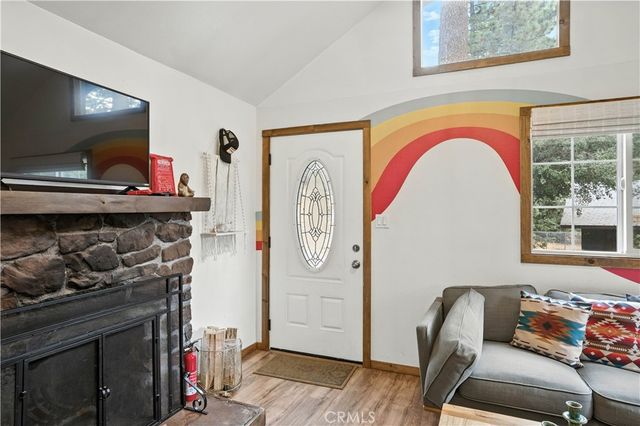 24990 Marion Ridge Drive, Idyllwild, CA 92549