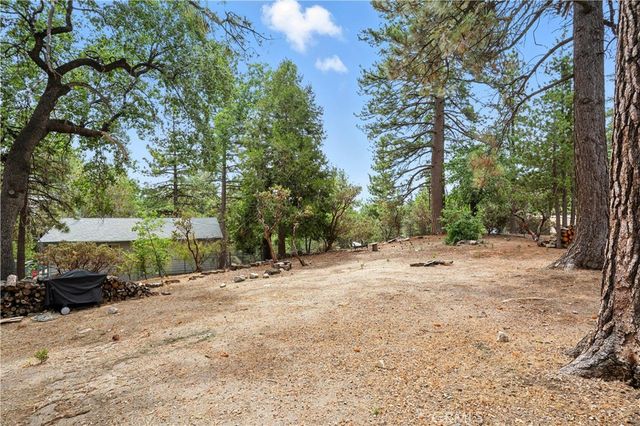 24990 Marion Ridge Drive, Idyllwild, CA 92549