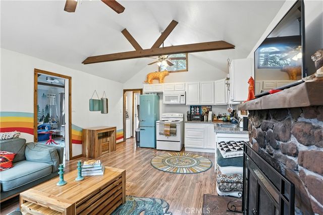 24990 Marion Ridge Drive, Idyllwild, CA 92549