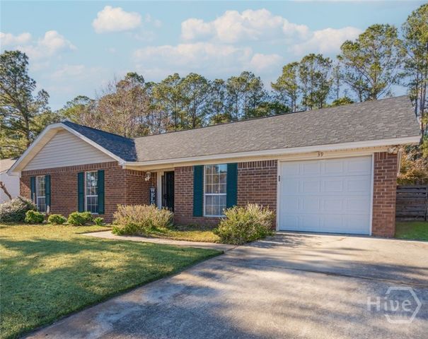 39 Cat Tail Court, Richmond Hill, GA 31324