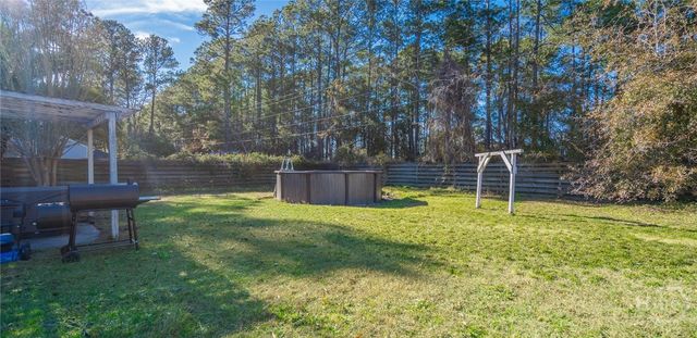 39 Cat Tail Court, Richmond Hill, GA 31324