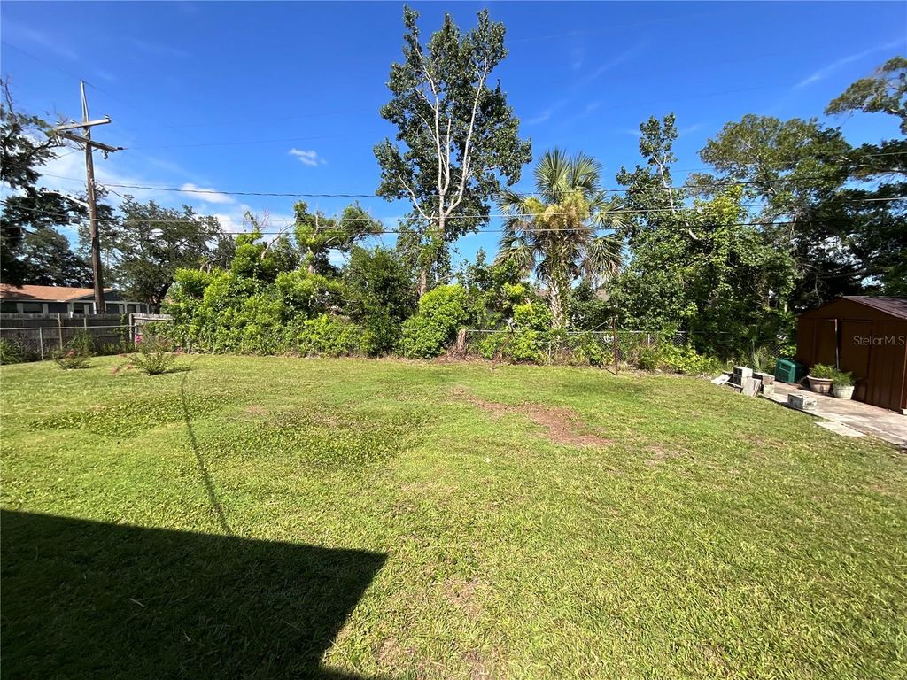 Image 4 of property listing at 2423 SAVOY DRIVE, Orlando, FL 32808