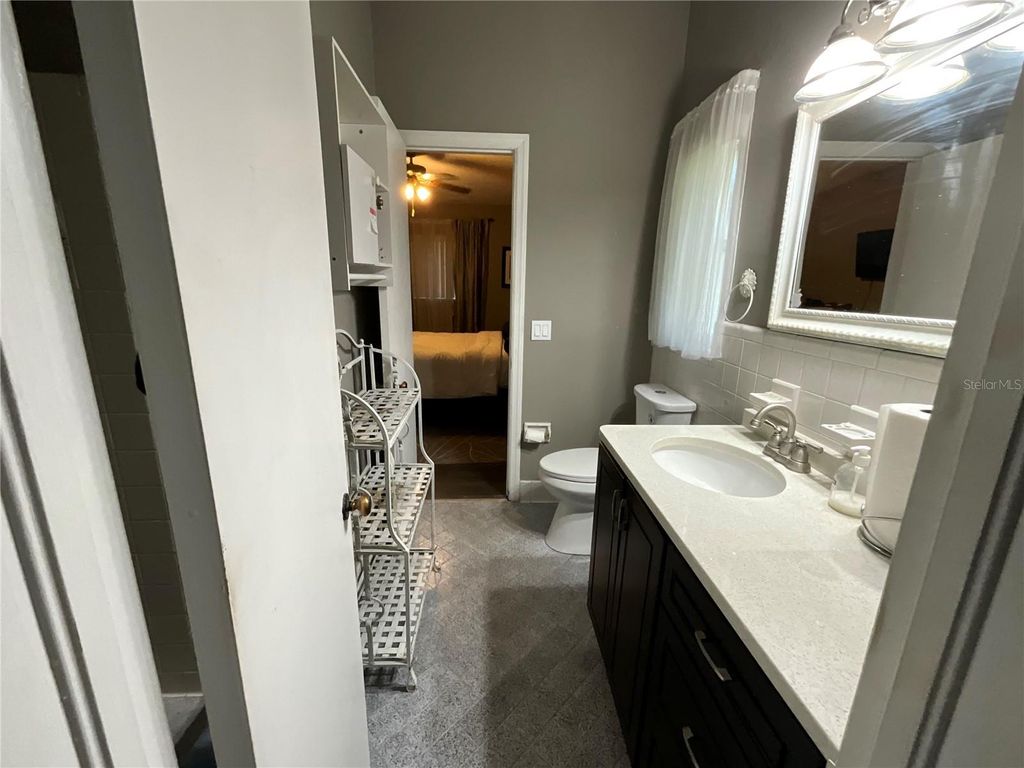 Image 7 of property listing at 2423 SAVOY DRIVE, Orlando, FL 32808