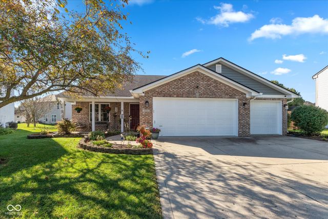 1081 Country Meadow Court, Franklin, IN 46131