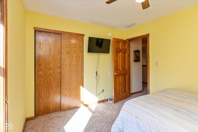 1081 Country Meadow Court, Franklin, IN 46131