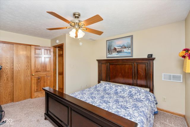 1081 Country Meadow Court, Franklin, IN 46131