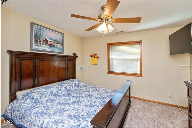 1081 Country Meadow Court, Franklin, IN 46131