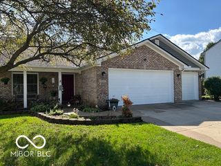 1081 Country Meadow Court, Franklin, IN 46131