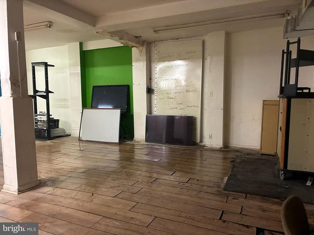 304-306 PARK AVE, Baltimore, MD 21201