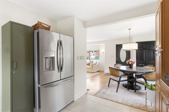 230 Bank St, Sewickley, PA 15143