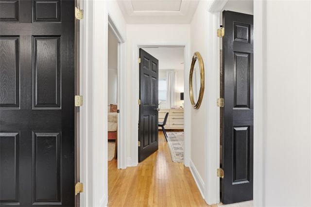 230 Bank St, Sewickley, PA 15143