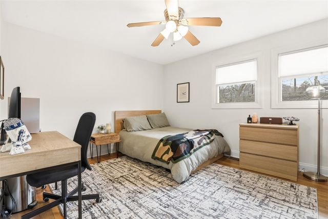 230 Bank St, Sewickley, PA 15143