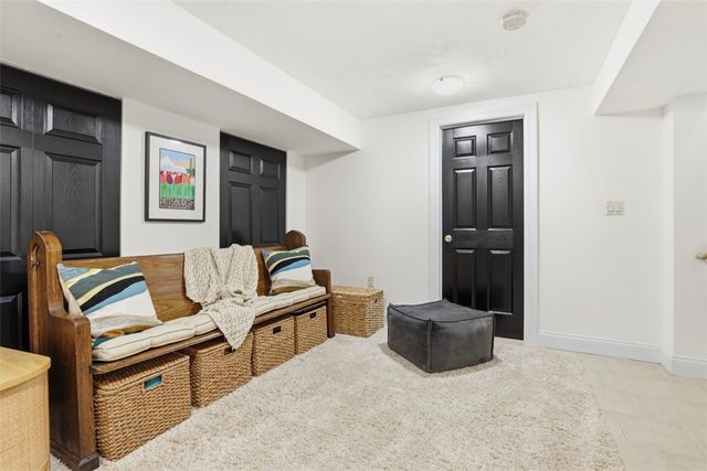 230 Bank St, Sewickley, PA 15143