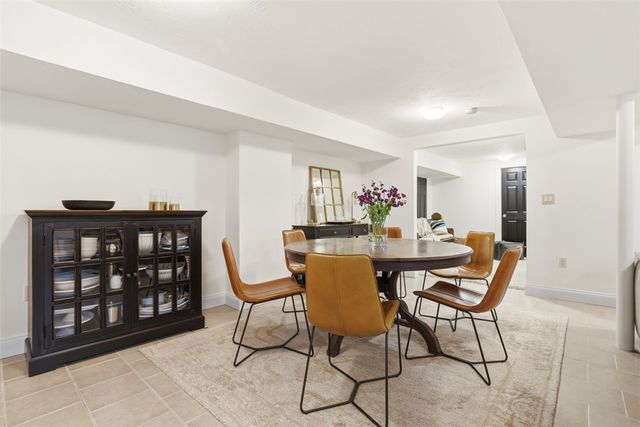 230 Bank St, Sewickley, PA 15143