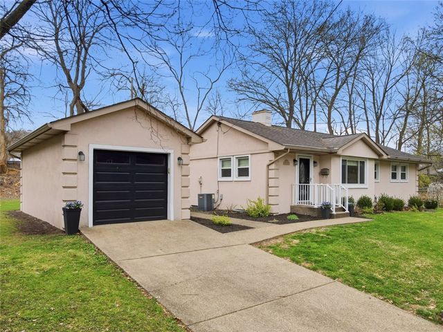 230 Bank St, Sewickley, PA 15143